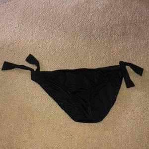 Black bikini bottoms